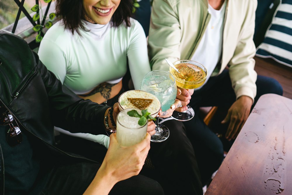 Brindis con cócteles