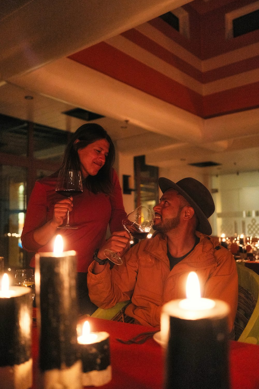 Cena a la luz de las velas